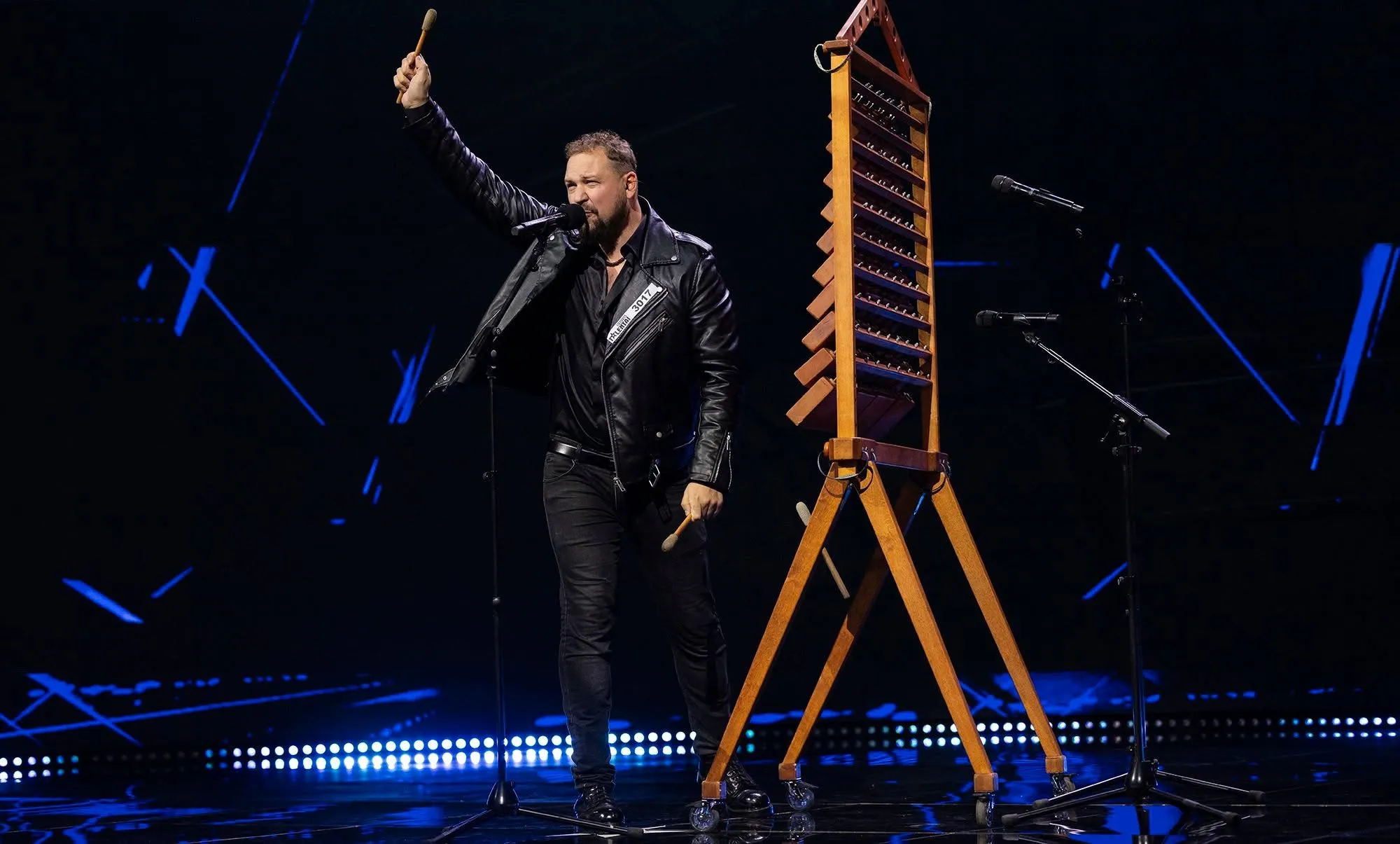 Karolis Šileika su skrabalais TV3 „Lietuvos talentų“ scenoje